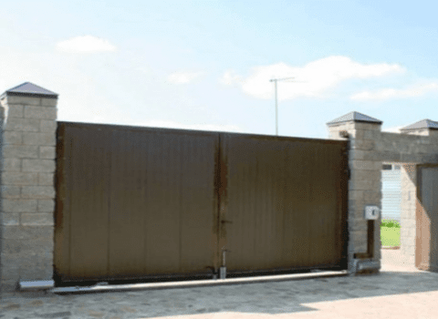 Распашные алюминиевые ворота Doorhan (ш*в) 3400*2050,RAL8014,доска купить по низкой цене в городе Краснодар