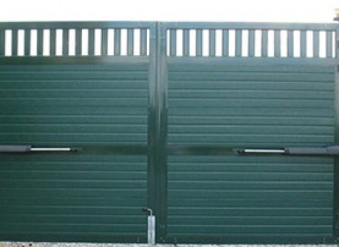 Распашные алюминиевые ворота Alutech Prestige 68мм  (ш*в) 3400*2050,RAL6005,S-Гофр купить по низкой цене в городе Краснодар