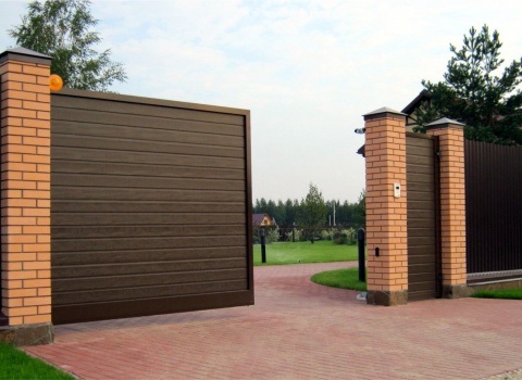 Откатные алюминиевые ворота Alutech Prestige 68мм (ш*в) 3780*2110, RAL8014,S-Гофр купить по низкой цене в городе Краснодар